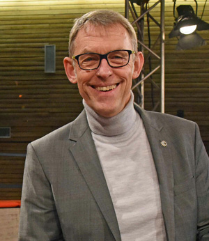 Arno Helfrich Arno Helfrich
